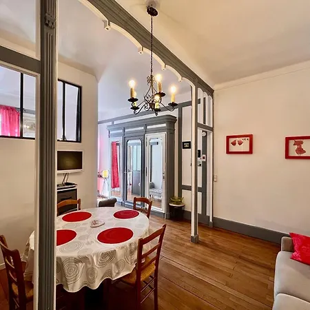 T2 Au Cœur Du Mont-dore, Idéal Pour 4 Pers, Face Aux Thermes, Animaux Acceptés - Fr-1-608-259